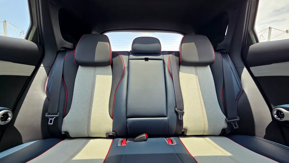 2024 BYD ATTO 3 | AL FUTTAIM WARRANTY | GCC SPEC - Image 16