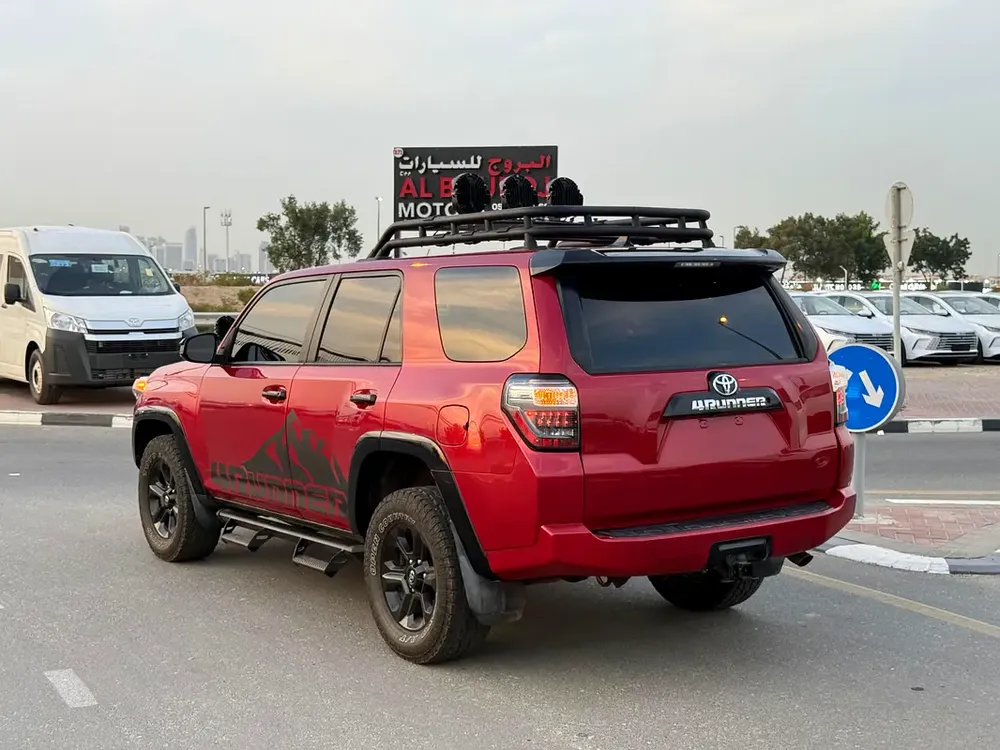 Toyota 4Runner SR5 2015 - American Specs - Well Maintained - Image 6