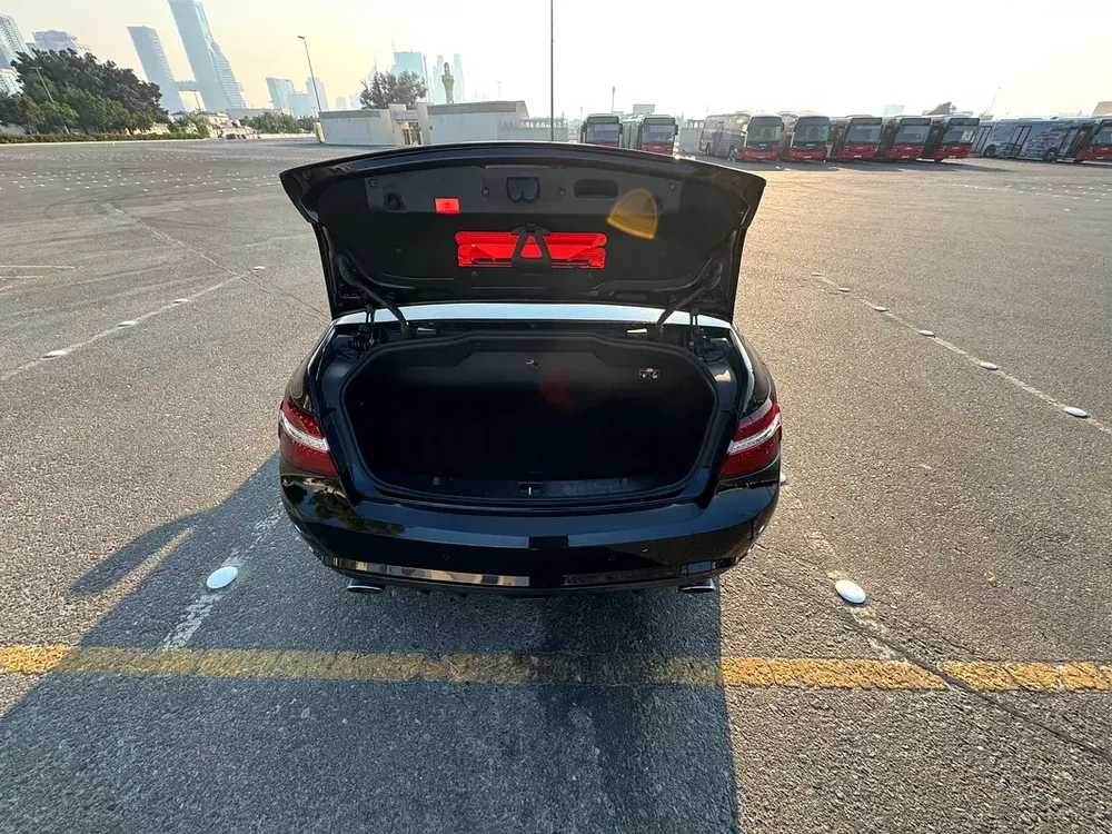 Mercedes-Benz E-Class E 350d AMG Line 2010 - Japanese Specs - Image 8