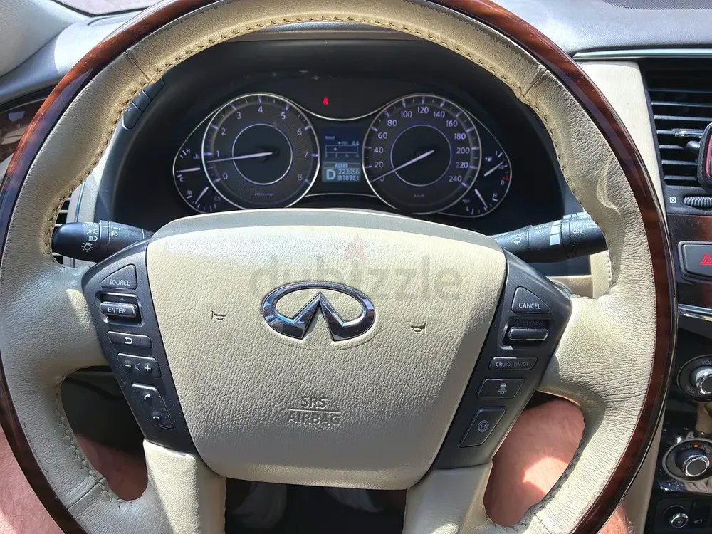Infiniti QX56 2011 | White | Luxury | Single Owner | Excellent Condition - Image 11