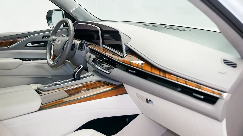 Escalade Premium Luxury | AED 3,980 PM | Captain Chair, Low KM, Rear ENT | Ramadan Offer - Image 7