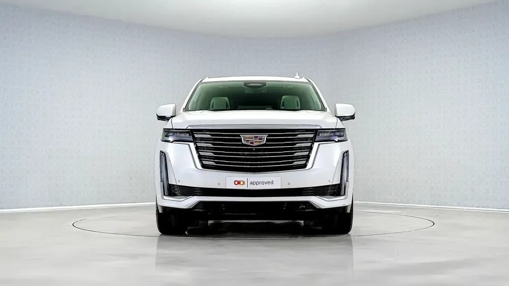 Escalade Premium Luxury | AED 3,980 PM | Captain Chair, Low KM, Rear ENT | Ramadan Offer - Image 9
