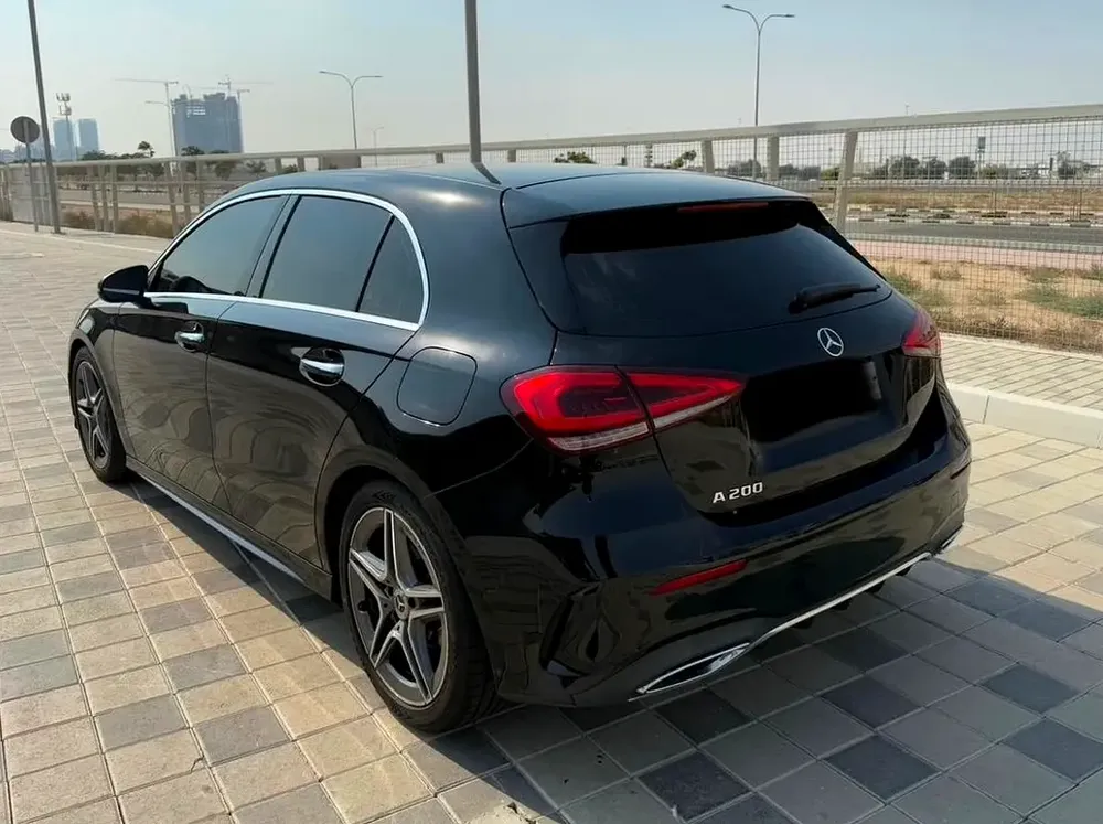 Mercedes-benz A200 AMG Package / GCC / Full Service - Image 4