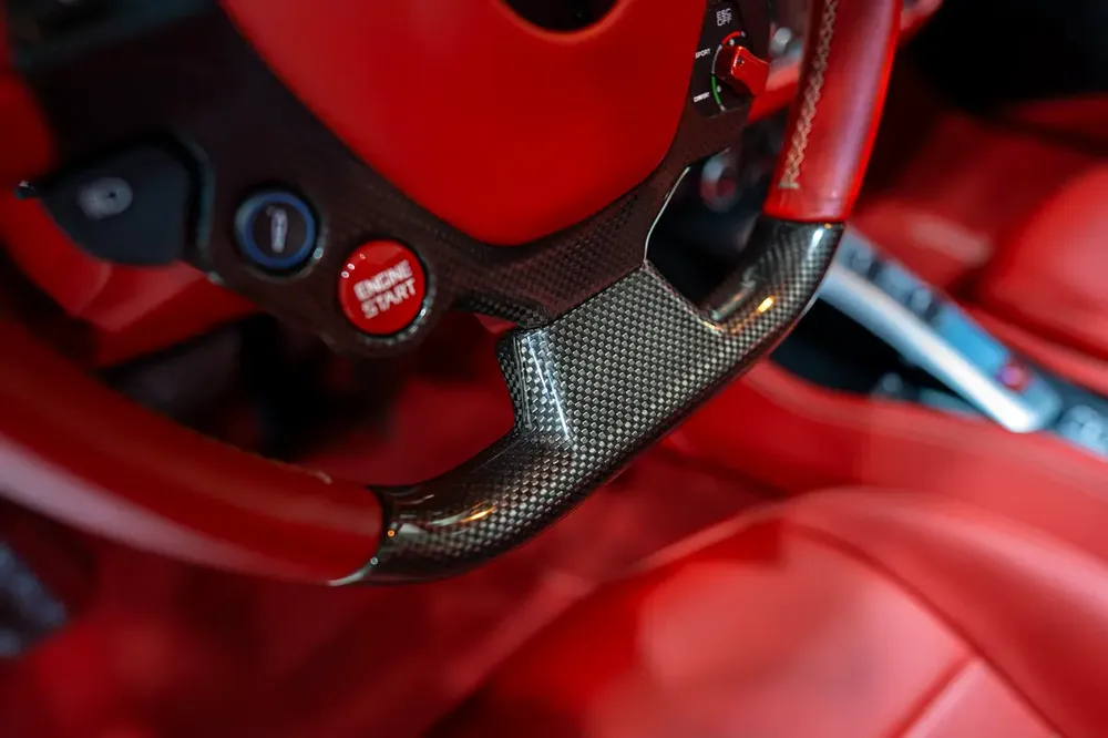 2016 FERRARI CALIFORNIA T | VERY LOW MILEAGE | HANDLING SPECIALE | CARBON LED STEERING | - Image 12
