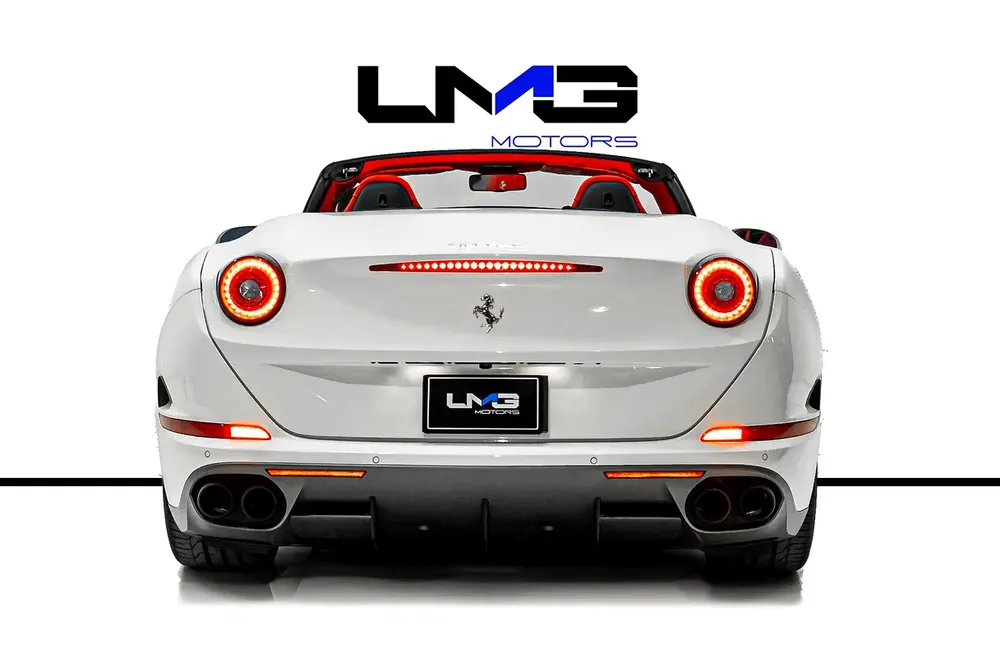 2016 FERRARI CALIFORNIA T | VERY LOW MILEAGE | HANDLING SPECIALE | CARBON LED STEERING | - Image 5
