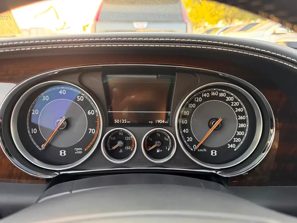 2014 - BENTLEY FLYING SPUR - SUPER CLEAN - ONLY 50,000 KM - Image 10