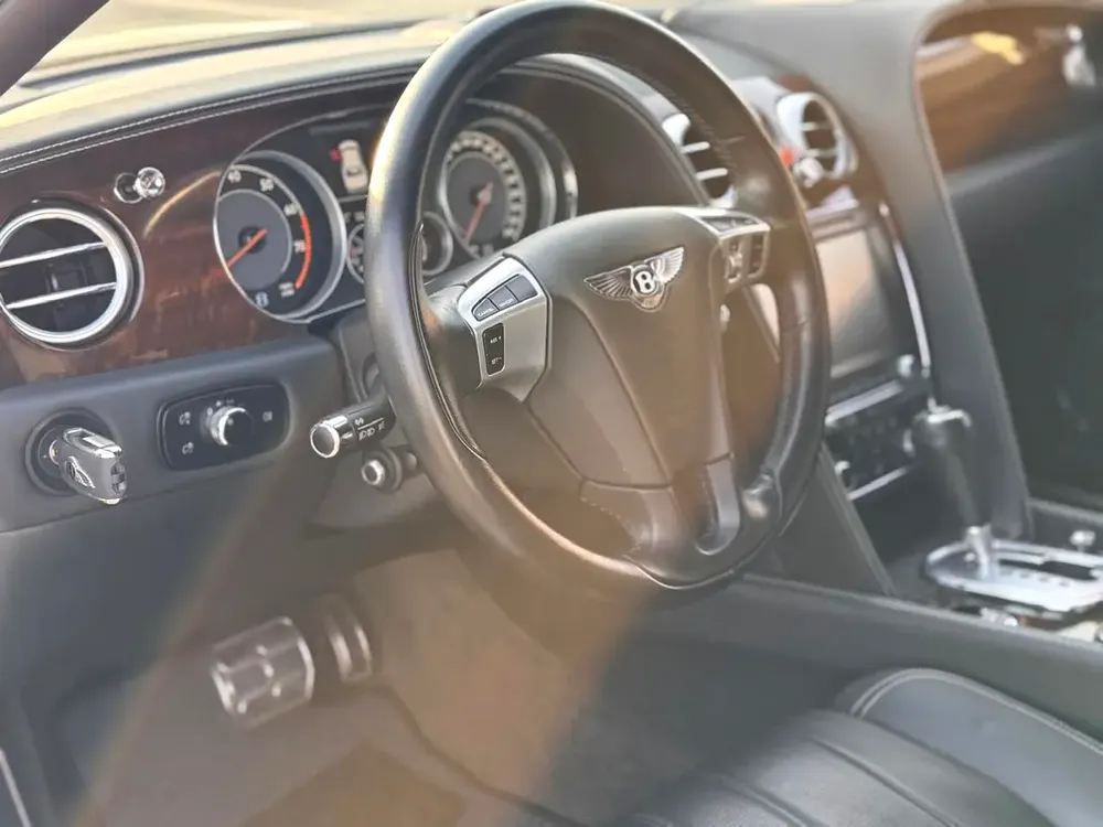2014 - BENTLEY FLYING SPUR - SUPER CLEAN - ONLY 50,000 KM - Image 12