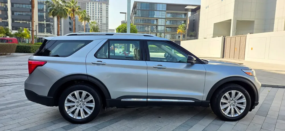 2022Ford Explorer Limited Excellent Condition-Under Warranty and Service Contract-Finance Available - Image 5