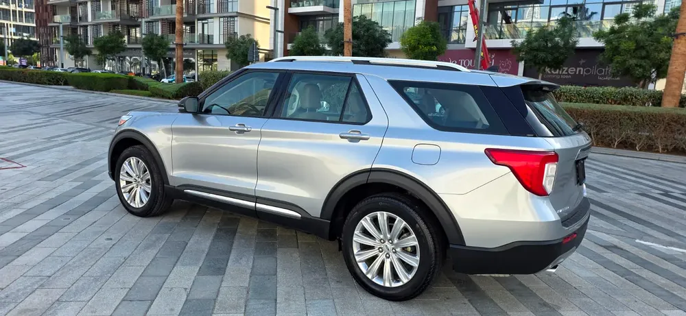 2022Ford Explorer Limited Excellent Condition-Under Warranty and Service Contract-Finance Available - Image 8