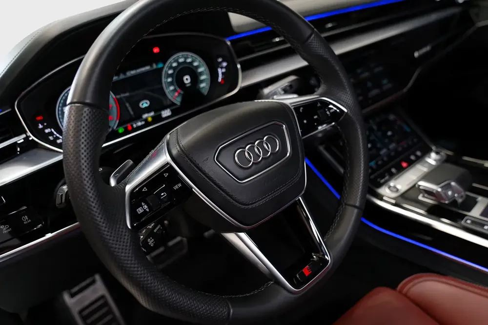 Audi A8 55 TFSI Quattro - 2023 - Image 10
