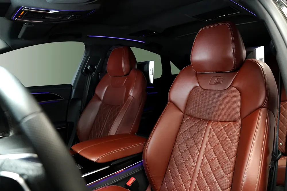Audi A8 55 TFSI Quattro - 2023 - Image 6