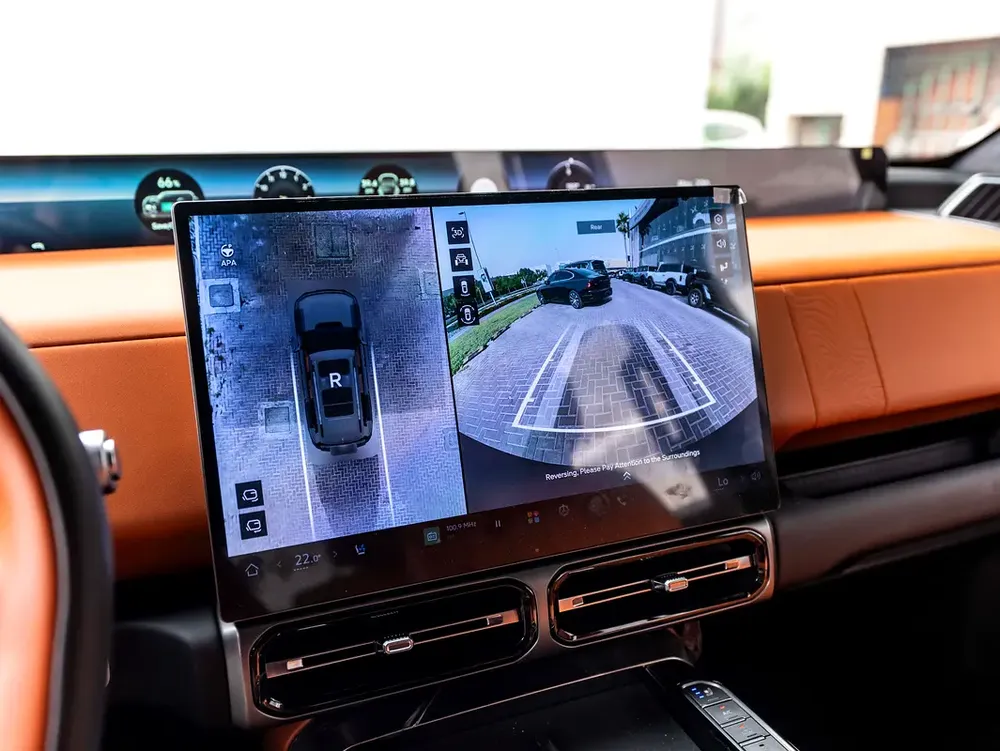 0% DOWN PAYMENT | THE MAY ADVANTAGE | ZERO WAITLIST | JETOUR G700 FLAGSHIP | WARRANTY - Image 14