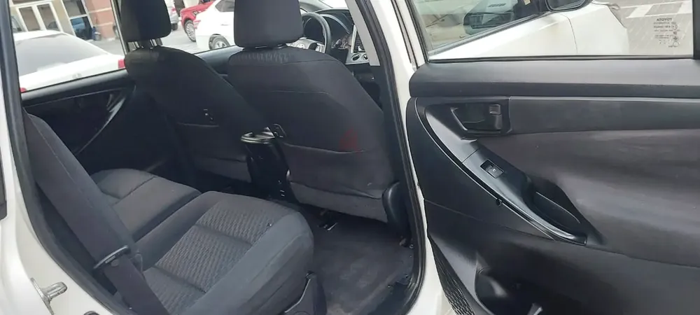 Toyota Innova 2020 /GCC Specs /No Accidents - Image 8