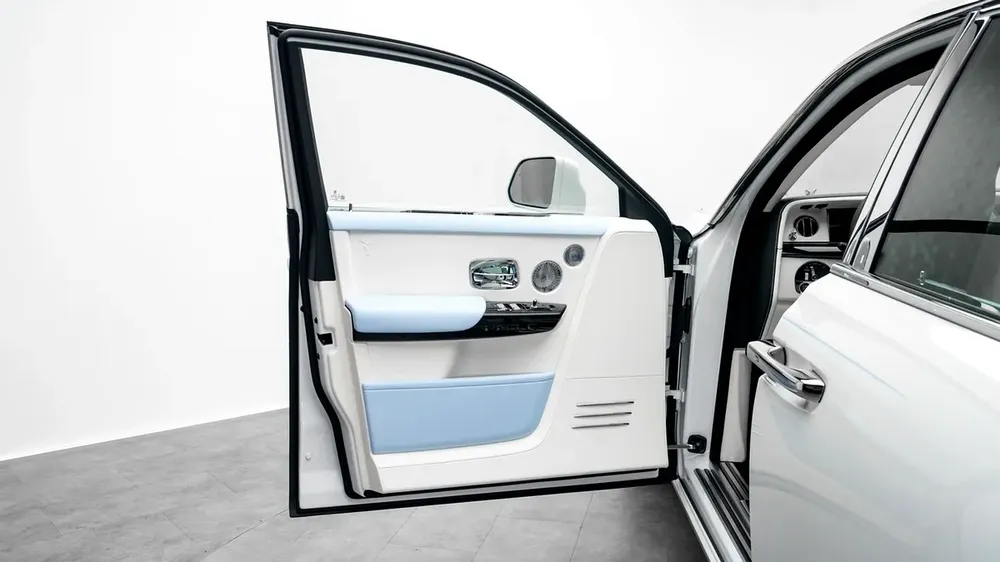 Rolls-Royce Phantom - 2026 - GCC Specs - Under Warranty and Service Contract - Image 7