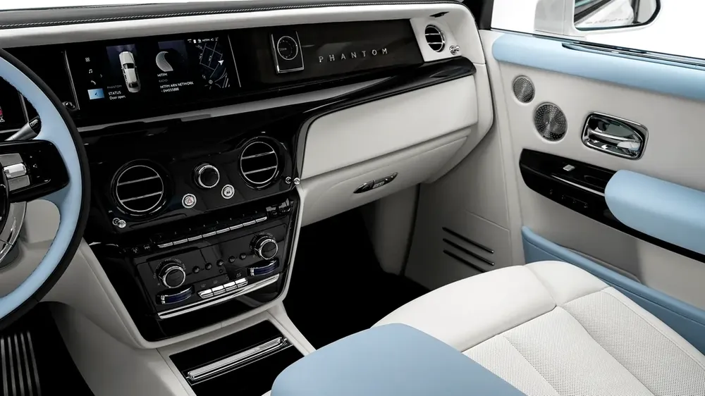 Rolls-Royce Phantom - 2026 - GCC Specs - Under Warranty and Service Contract - Image 9