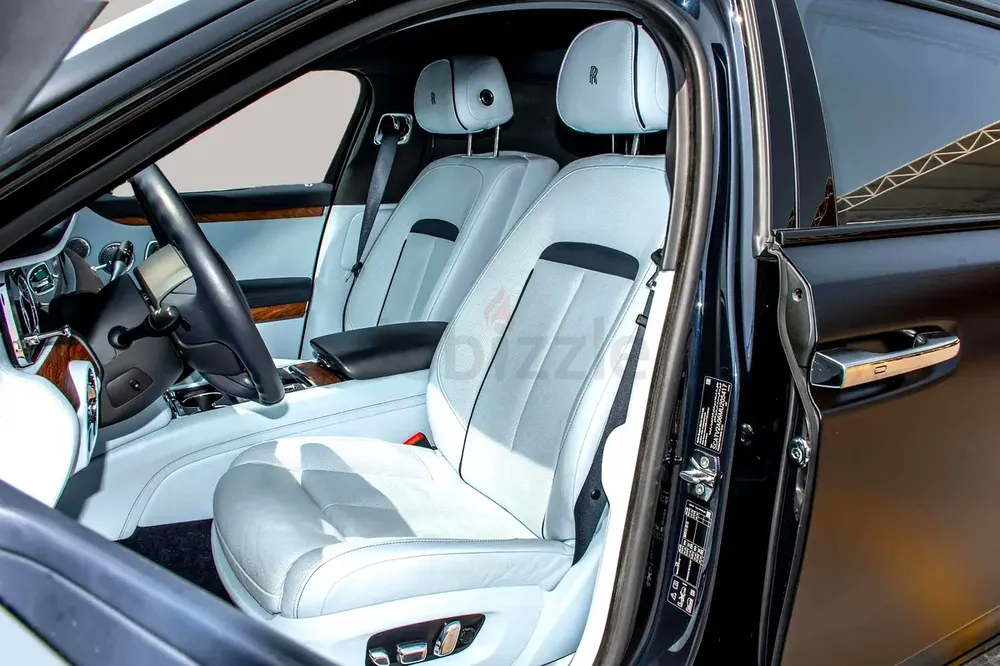 AED 13674/month | 2021 Rolls-Royce Ghost  | GCC Specs | Ref#431079 - Image 12
