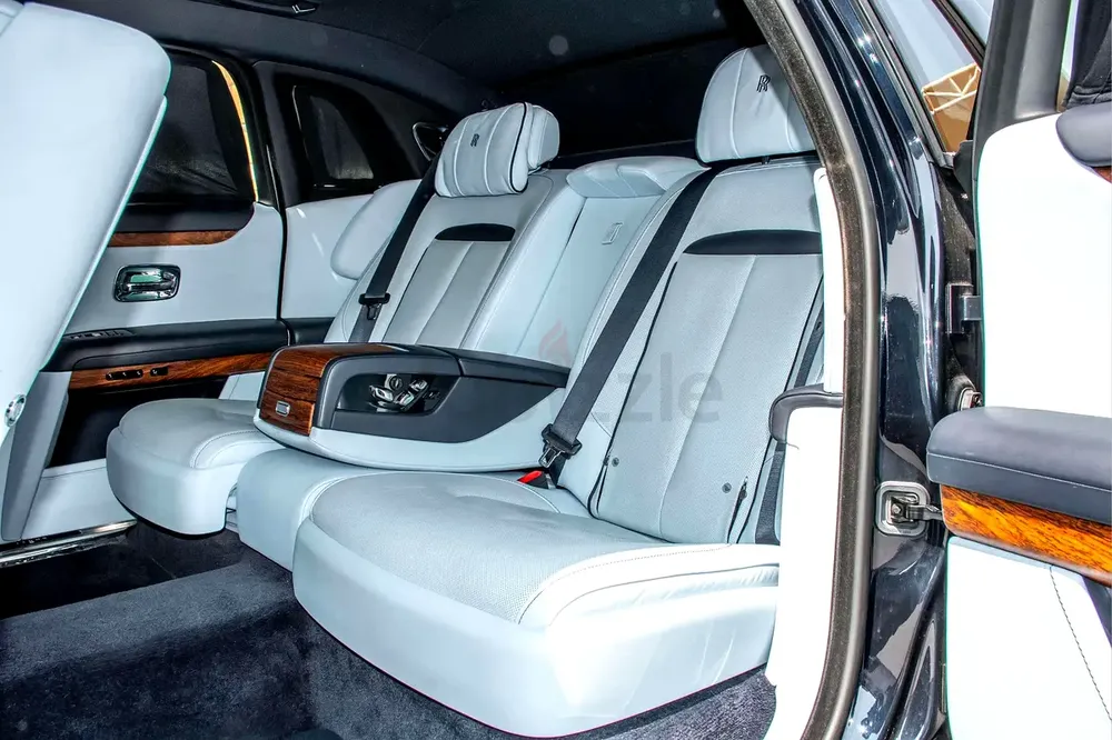 AED 13674/month | 2021 Rolls-Royce Ghost  | GCC Specs | Ref#431079 - Image 13