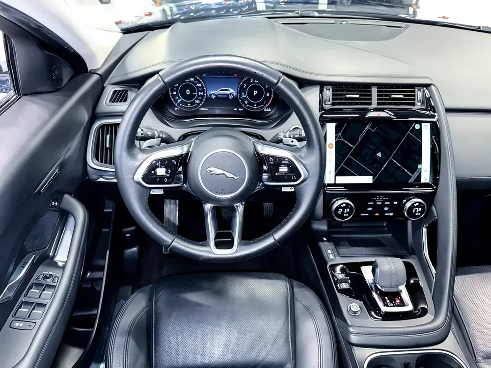 2021 JAGUAR E-PACE P250 | GCC | UNDER ALTAYER WARRANTY | IMMACULATE CONDITION | FULL OPTION - Image 9