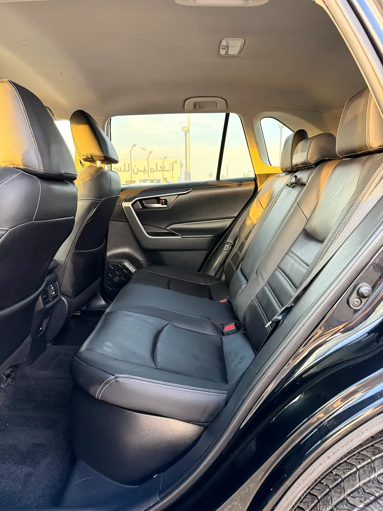2021 TOYOTA RAV4 XLE HYBRID AWD IMPORTED FROM USA - Image 11