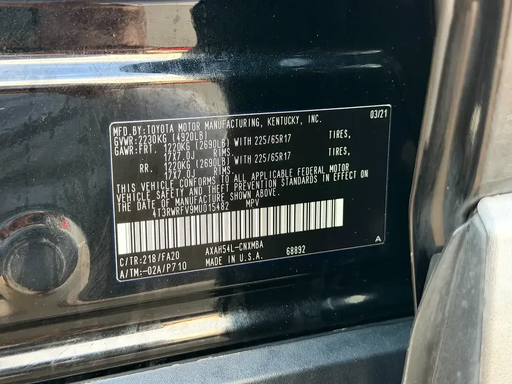 2021 TOYOTA RAV4 XLE HYBRID AWD IMPORTED FROM USA - Image 15