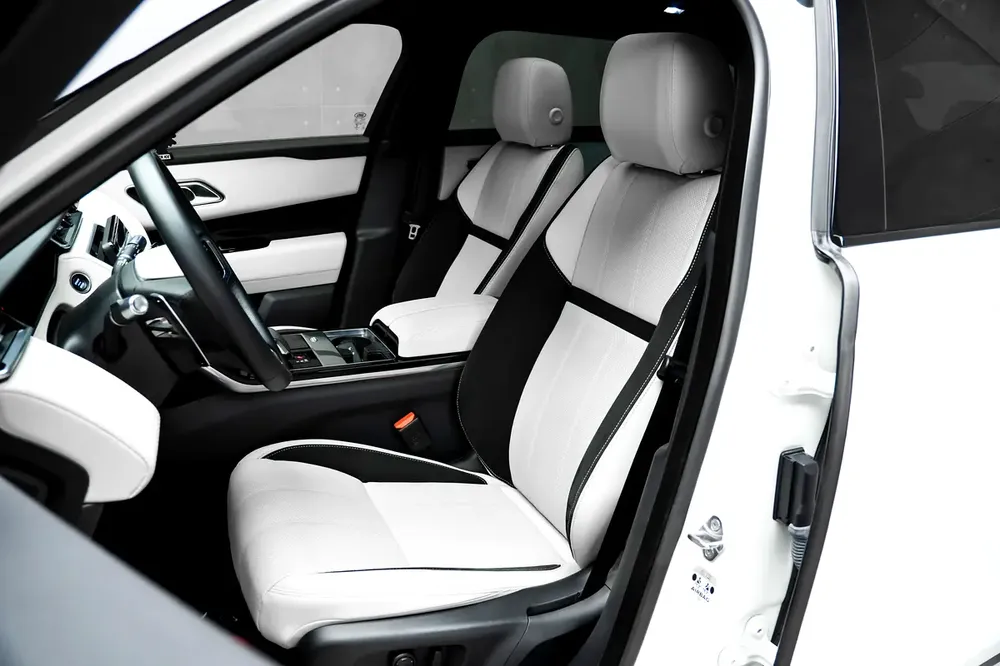 2023 Land Rover Range Rover Velar R-Dynamic - GCC Specs - Pristine Condition! - Image 9