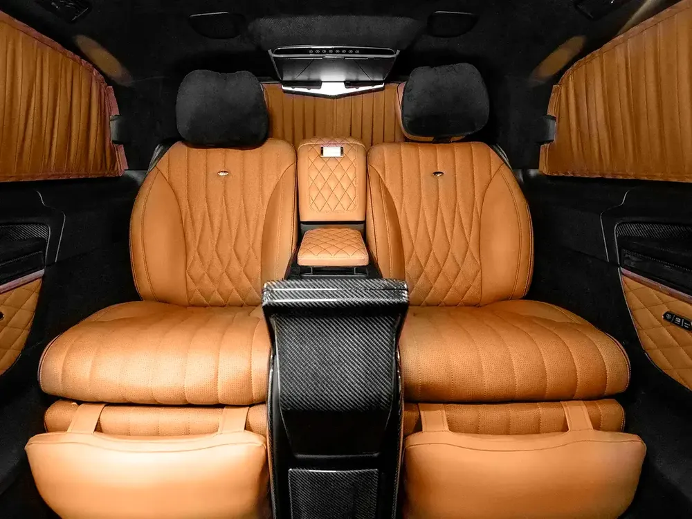 2023 | Mercedes Benz | V250 | VLINE Design (1 of 25) | GCC Spec - Image 14