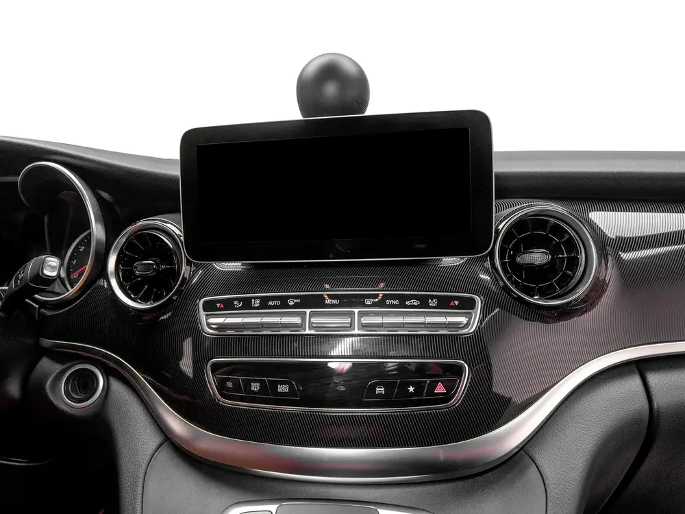 2023 | Mercedes Benz | V250 | VLINE Design (1 of 25) | GCC Spec - Image 18
