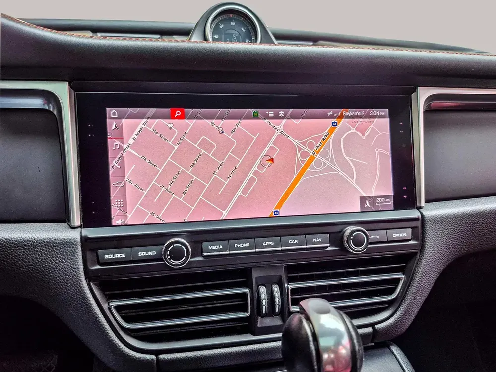 AED 1900/month | 2019 Porsche Macan  | GCC Specs | Ref#463325 - Image 14