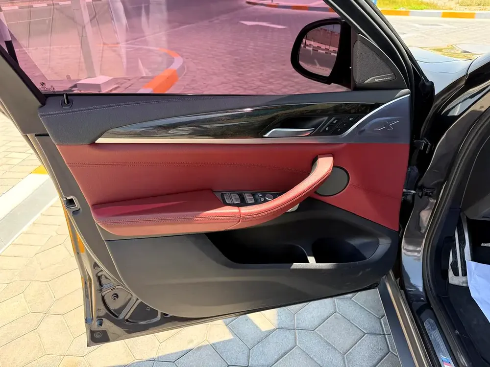 BMW X4 xDrive35i 2019 GCC Specs - Image 15