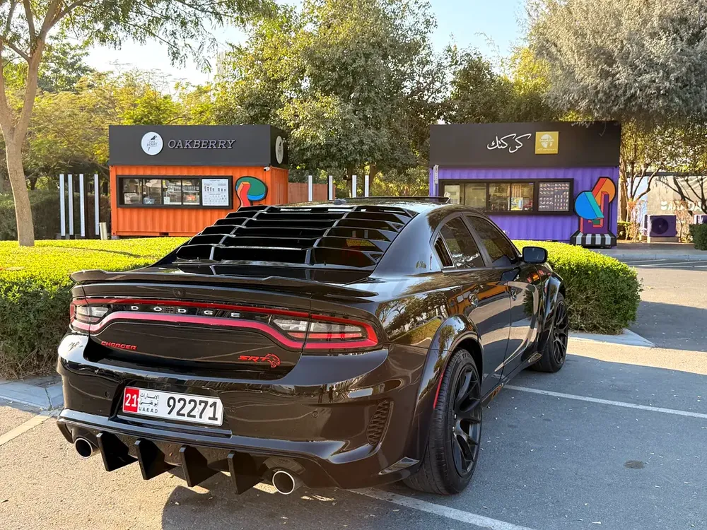 FULL OPTION/ SRT HELLCAT WIDE BODY KIT / SUNROOF - Image 10