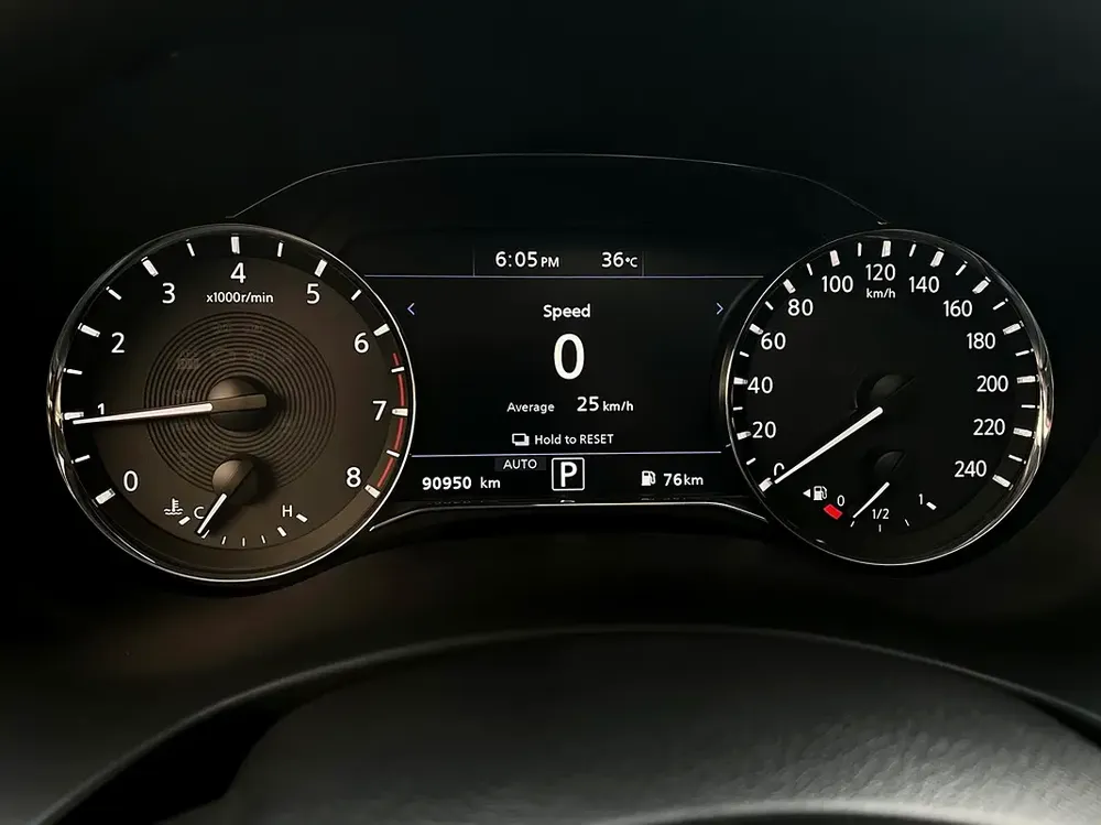 2021 Infiniti QX80 Luxury V8 5.6L, GCC Specs, Original Condition, Full Option, No Accident, 2 Keys - Image 17