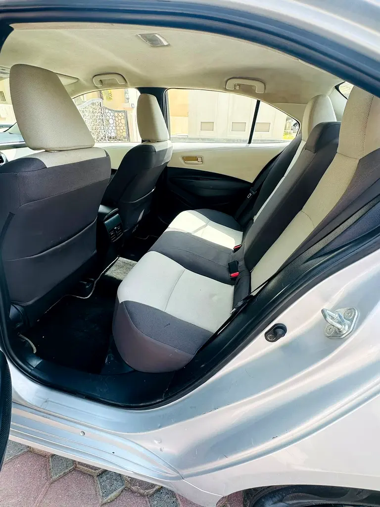 Toyota corolla 2020 GCC URGENT SALE - Image 13