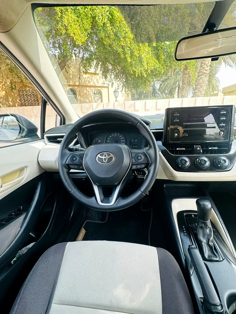 Toyota corolla 2020 GCC URGENT SALE - Image 17