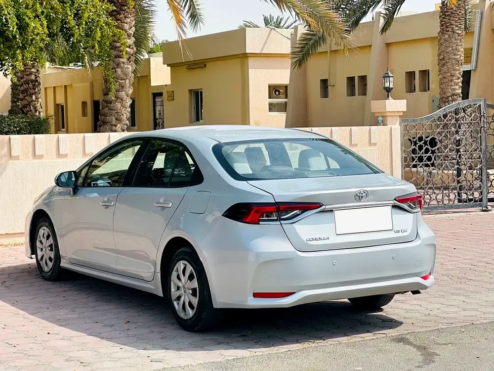 Toyota corolla 2020 GCC URGENT SALE - Image 6