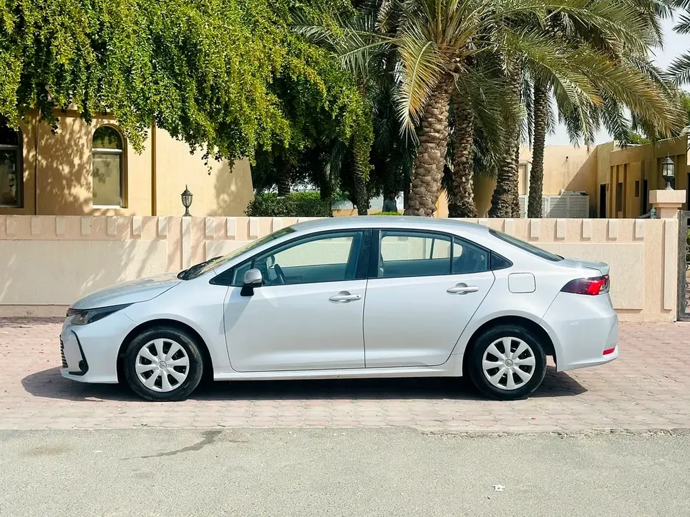 Toyota corolla 2020 GCC URGENT SALE - Image 7