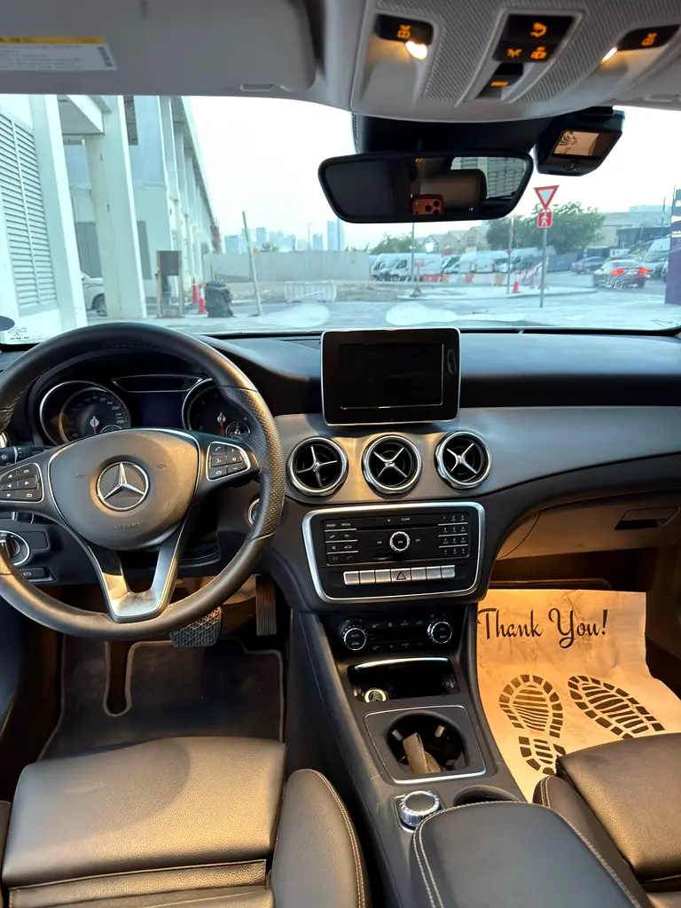 Mercedes-Benz GLA 220, 2019, Korean Specs - Image 12