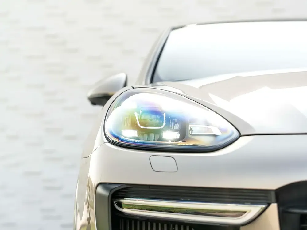 0% DOWN PAYMENT | 🚀FAST-TRACK FINANCING | PORSCHE CAYENNE GTS | JUNE EDITION | SERVICE PLAN for 1,7 - Image 5