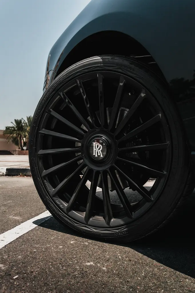 2022 Rolls-Royce Cullinan - Image 5