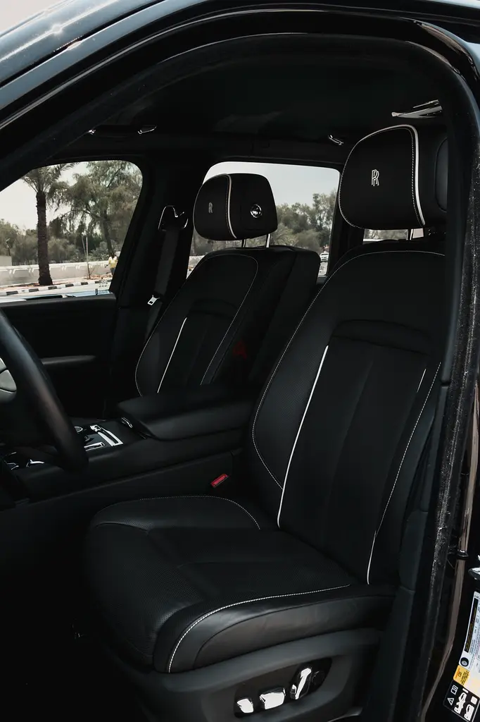 2022 Rolls-Royce Cullinan - Image 9