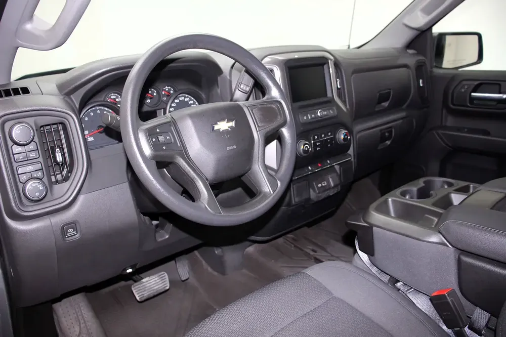 2022 Chevrolet Silverado WT - GCC Specs - Excellent Condition - Image 7