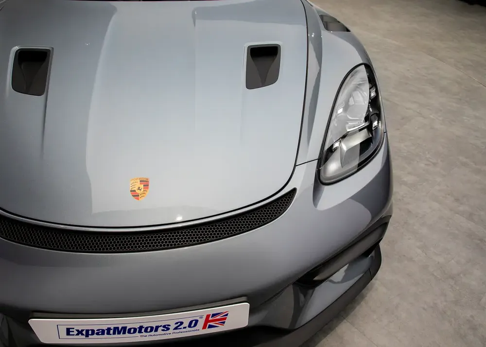 Like-New - Low Mileage • FDSH • Porsche Warranty • GCC - Image 15