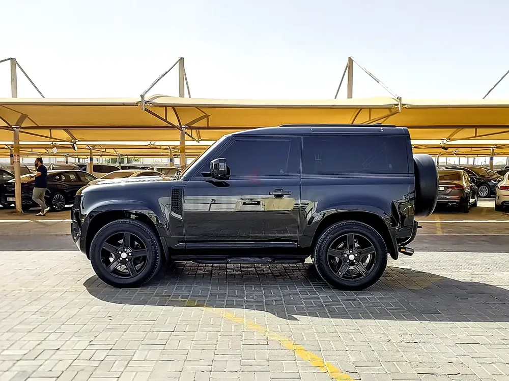 AED 3191/month | 2023 Land Rover Defender 90 SE (P300) | GCC Specs | Ref#466081 - Image 5