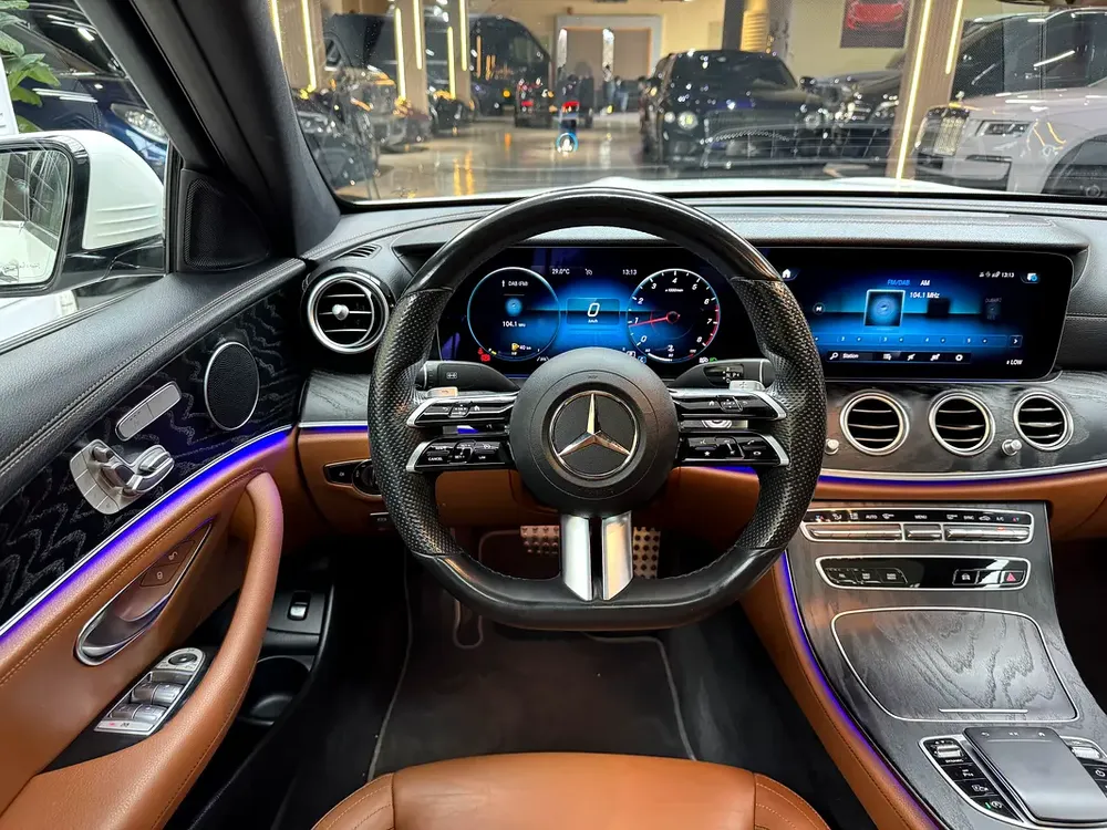 Mercedes-Benz E-Class E 300 2022 GCC Specs - Image 10