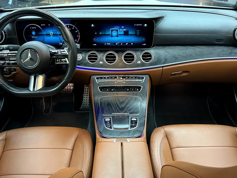Mercedes-Benz E-Class E 300 2022 GCC Specs - Image 8