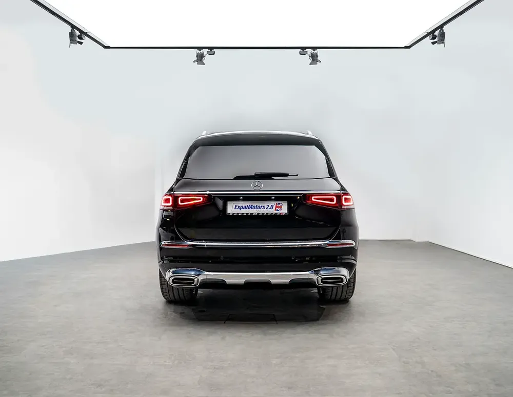 Ultimate Luxury SUV • Full Service Histroy • European - Image 5