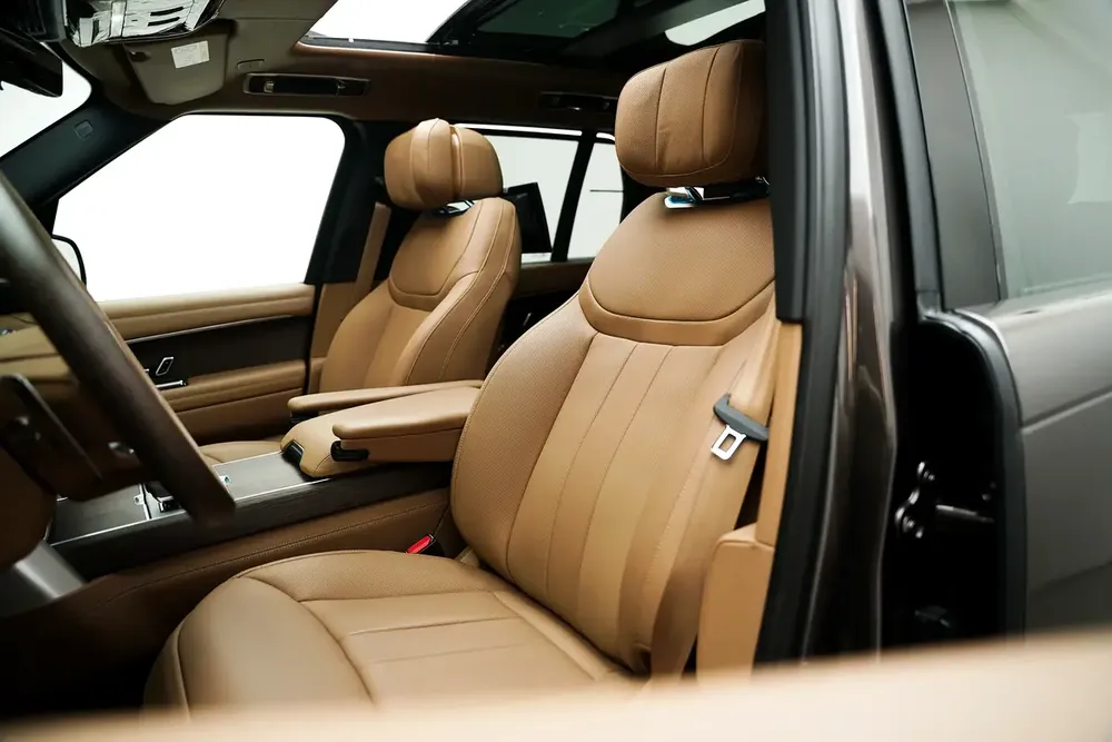 2025 RANGE ROVER P530 AUTOBIOGRAPHY WITH WARRANTY - Image 10