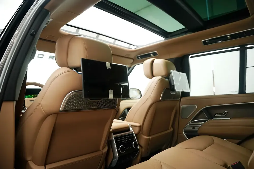2025 RANGE ROVER P530 AUTOBIOGRAPHY WITH WARRANTY - Image 11