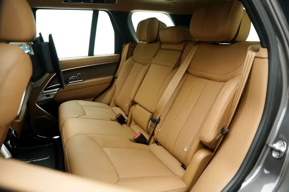 2025 RANGE ROVER P530 AUTOBIOGRAPHY WITH WARRANTY - Image 13