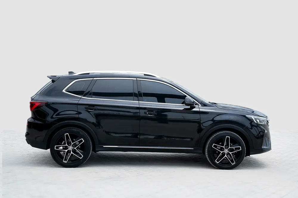 MG RX5 Plus 1.5T Deluxe with warranty - Image 19