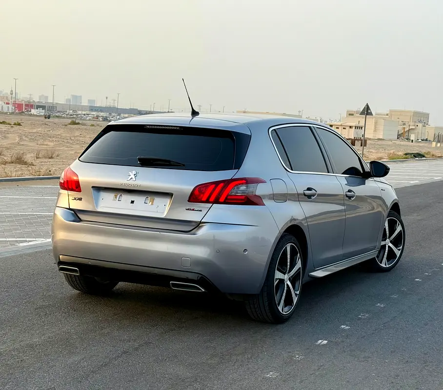 بيجو 308 GT LINE خليجي موديل 2018 فل اوبشن - Image 6